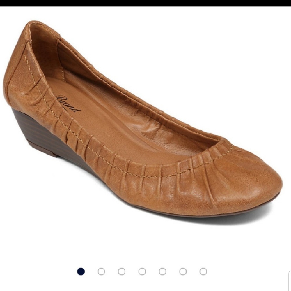 Lucky Brand demi heel loafer 10 M classic tan